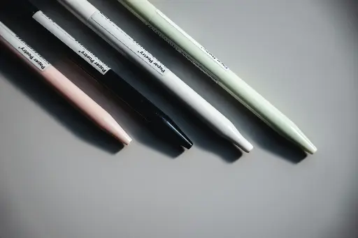 圓珠筆 （5 支）